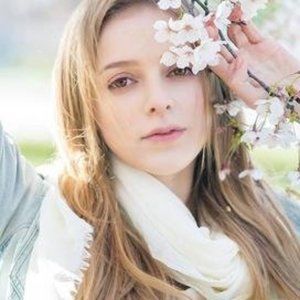 Meet your Posher, Lizbethino